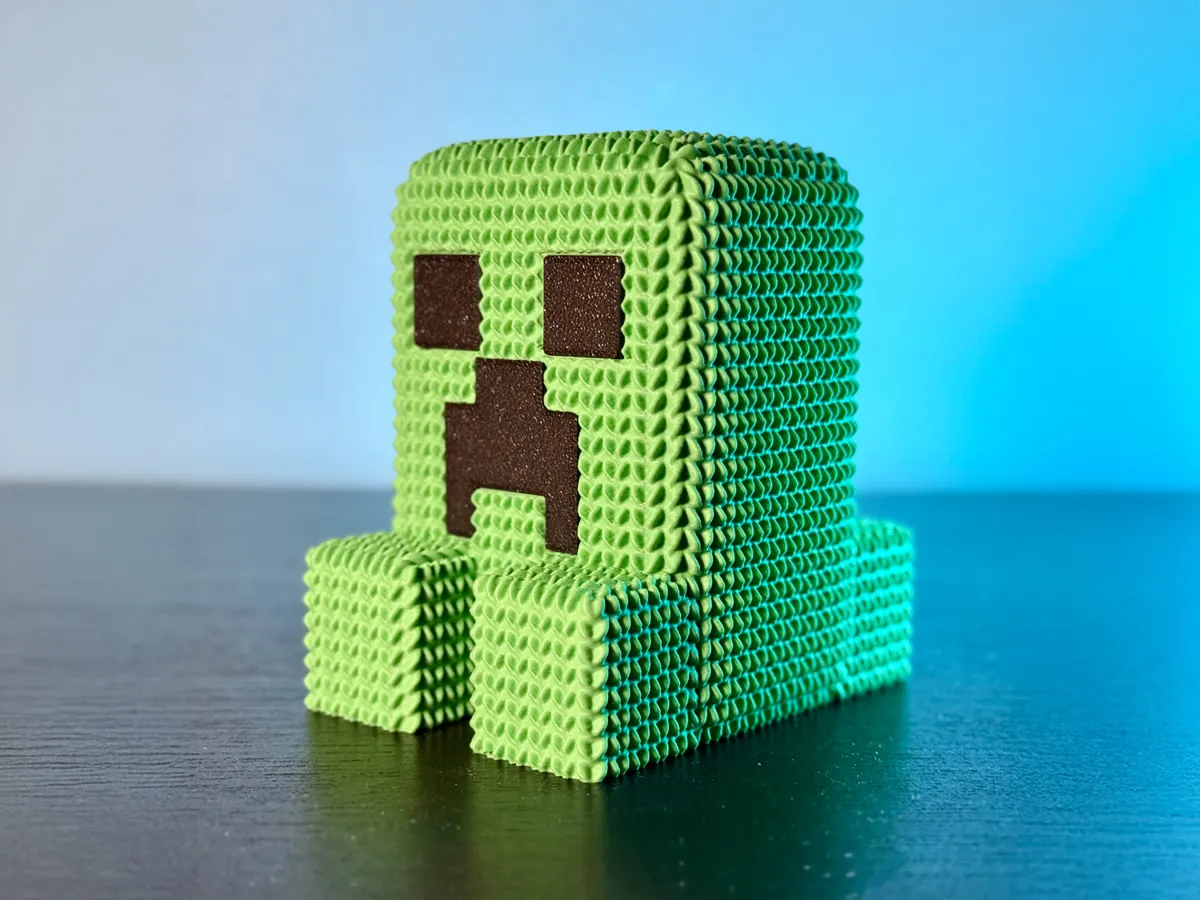 Cute Knitted Minecraft Creeper Required), photo 2 of 4 - Cute Knitted Minecraft Creeper Required) Figurines & Collectibles