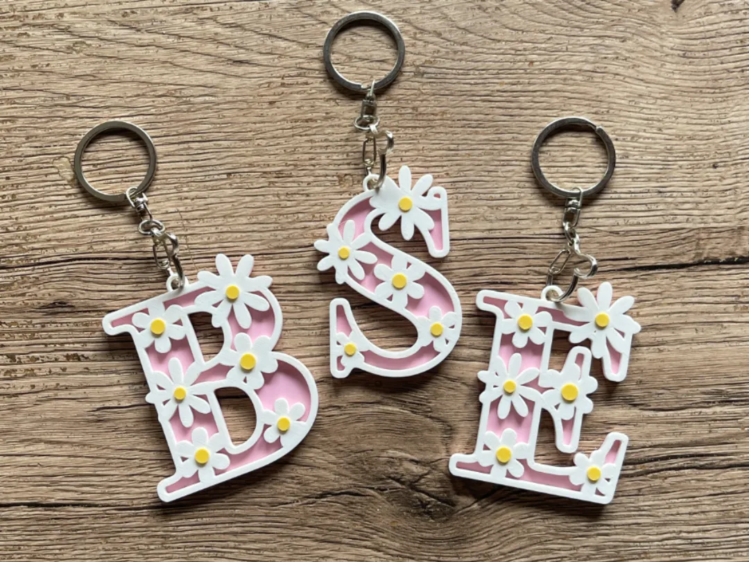 Keychain Daisy Alphabet A to Z