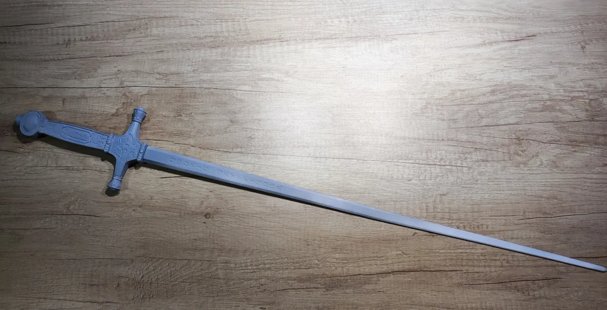 Sword of Gryffindor, photo 3 of 4 - Sword of Gryffindor Props & Cosplay