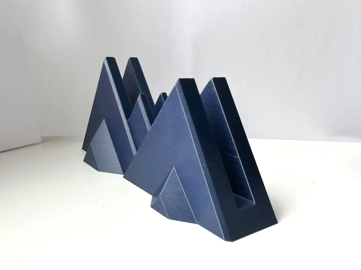 Modern laptop stand, photo 3 of 4 - Modern laptop stand Generative Art