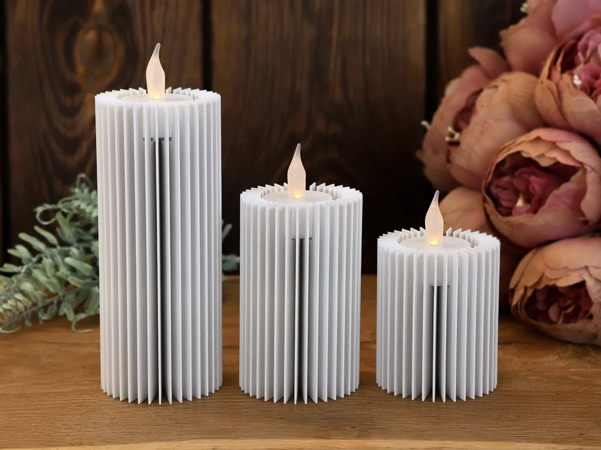 Pillars of Light: Minimalist Tealight Holder Set, photo 2 of 4 - Pillars of Light: Minimalist Tealight Holder Set Household