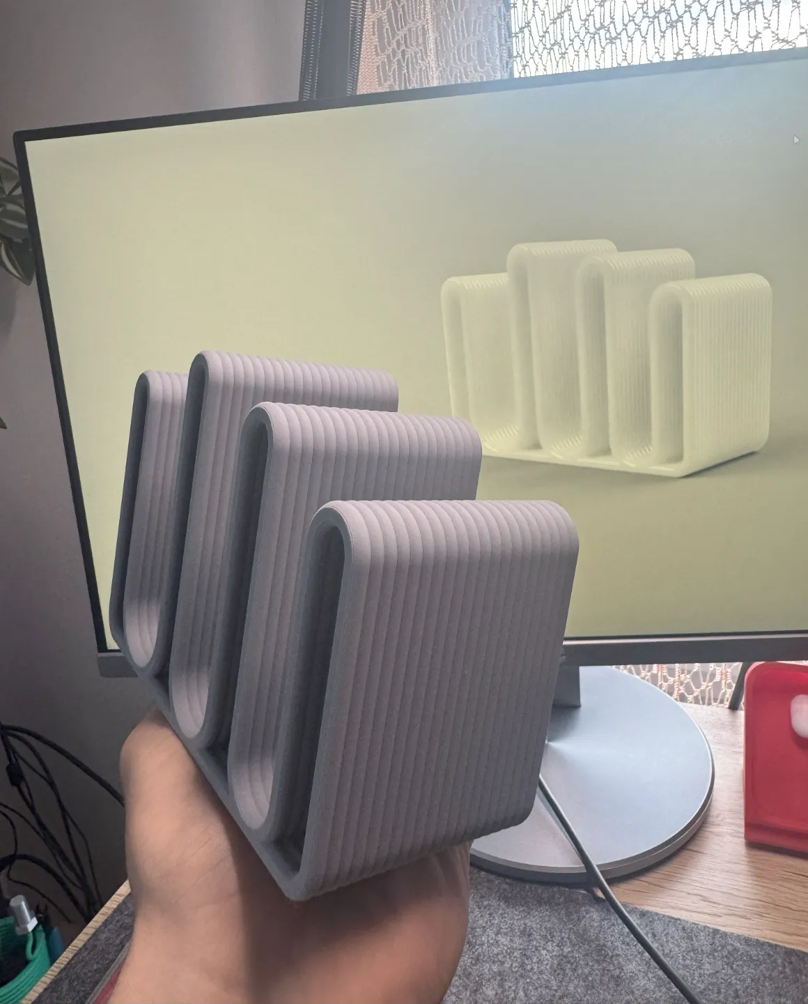 Minimalistic holder, photo 3 of 4 - Minimalistic holder Tools