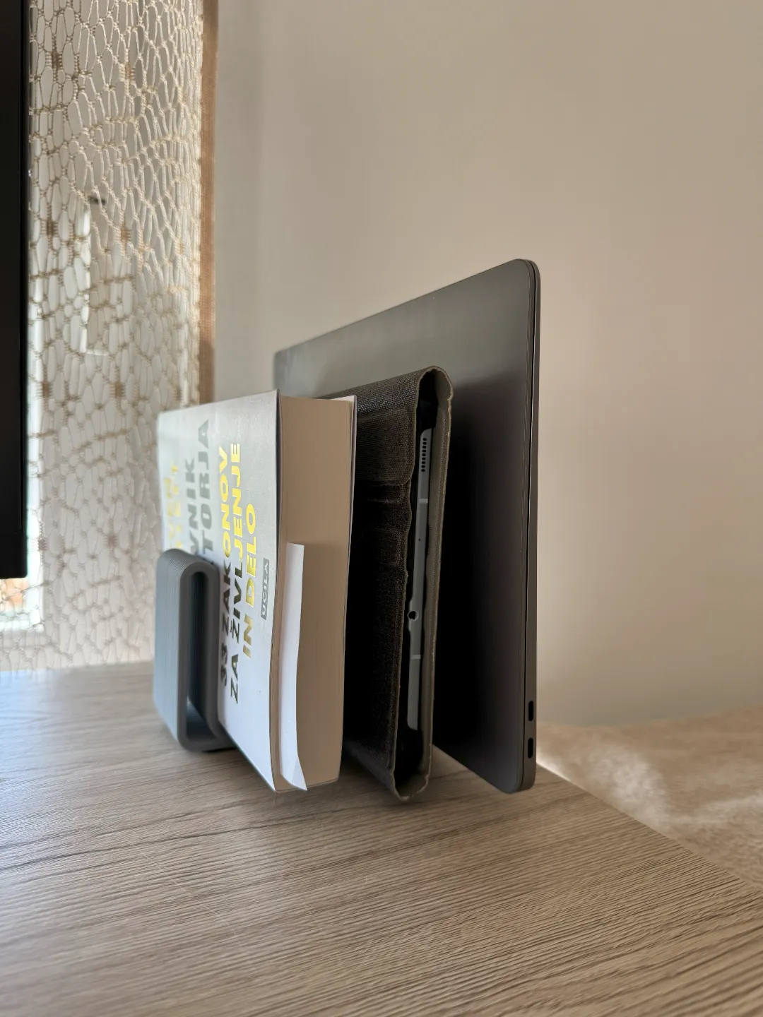 Minimalistic holder, photo 4 of 4 - Minimalistic holder Tools