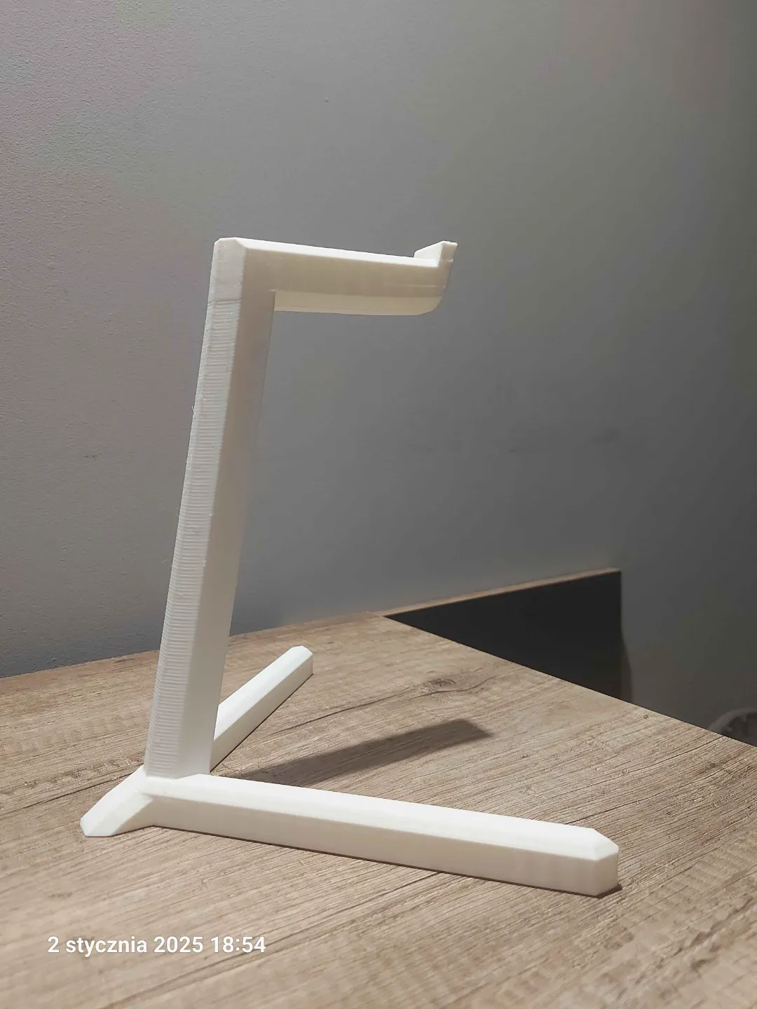 Headphone stand, photo 4 of 4 - Headphone stand Tools