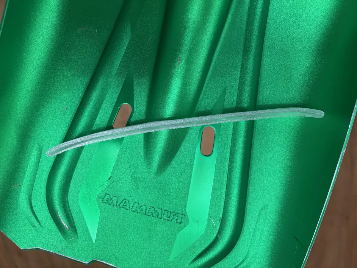 Bumper for Mammut Allugator shovel, photo 3 of 3 - Bumper for Mammut Allugator shovel Garden & Outdoor