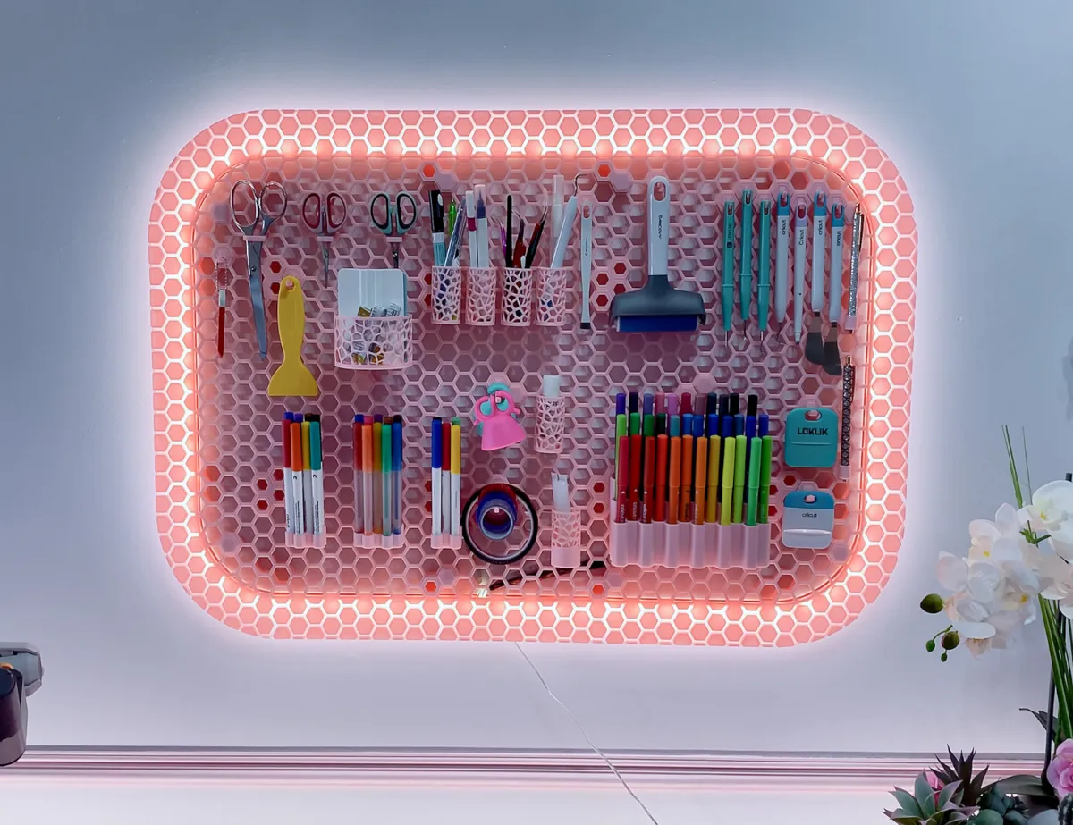 Honeycomb storage wall with LED (HSW), photo 4 of 4 - Honeycomb storage wall with LED (HSW) Storage & Organisation