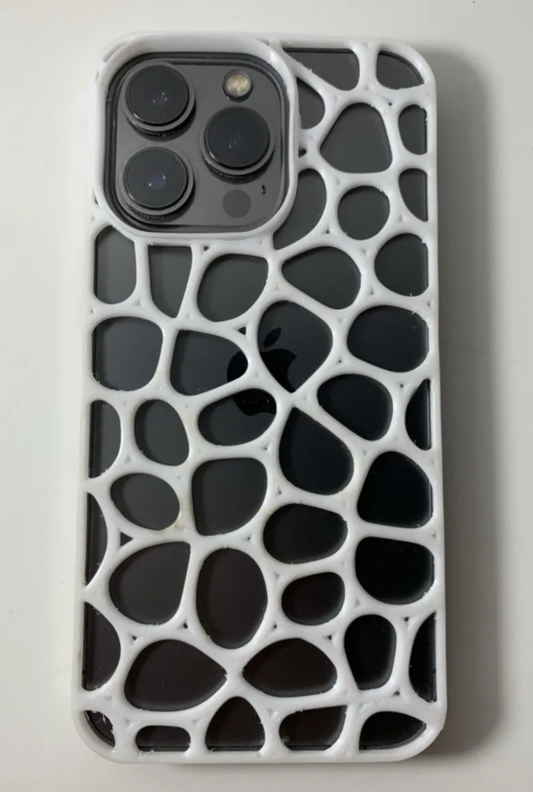 Voronoi Pattern iPhone 13 Pro Case
