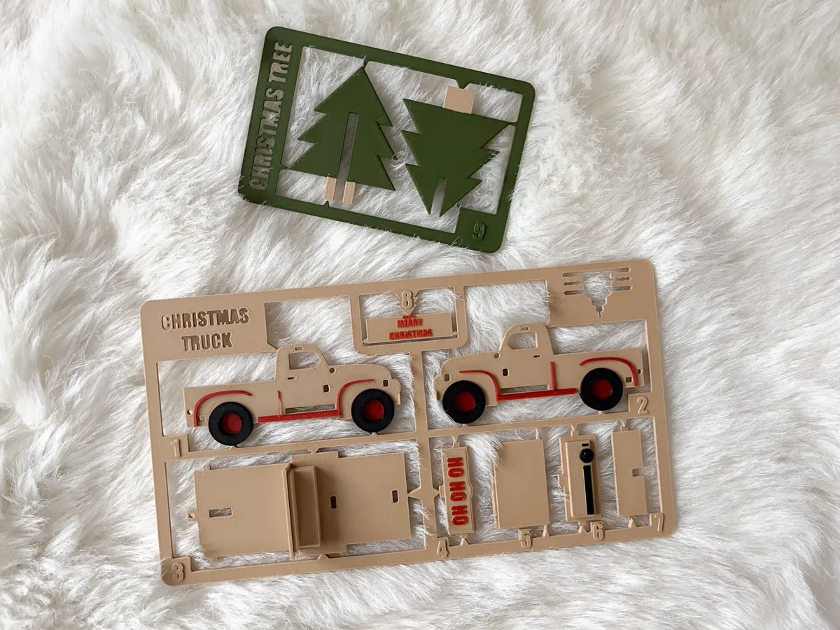 Christmas Truck and Christmas Tree - KIT CARD, photo 4 of 4 - Christmas Truck and Christmas Tree - KIT CARD Toys & Games