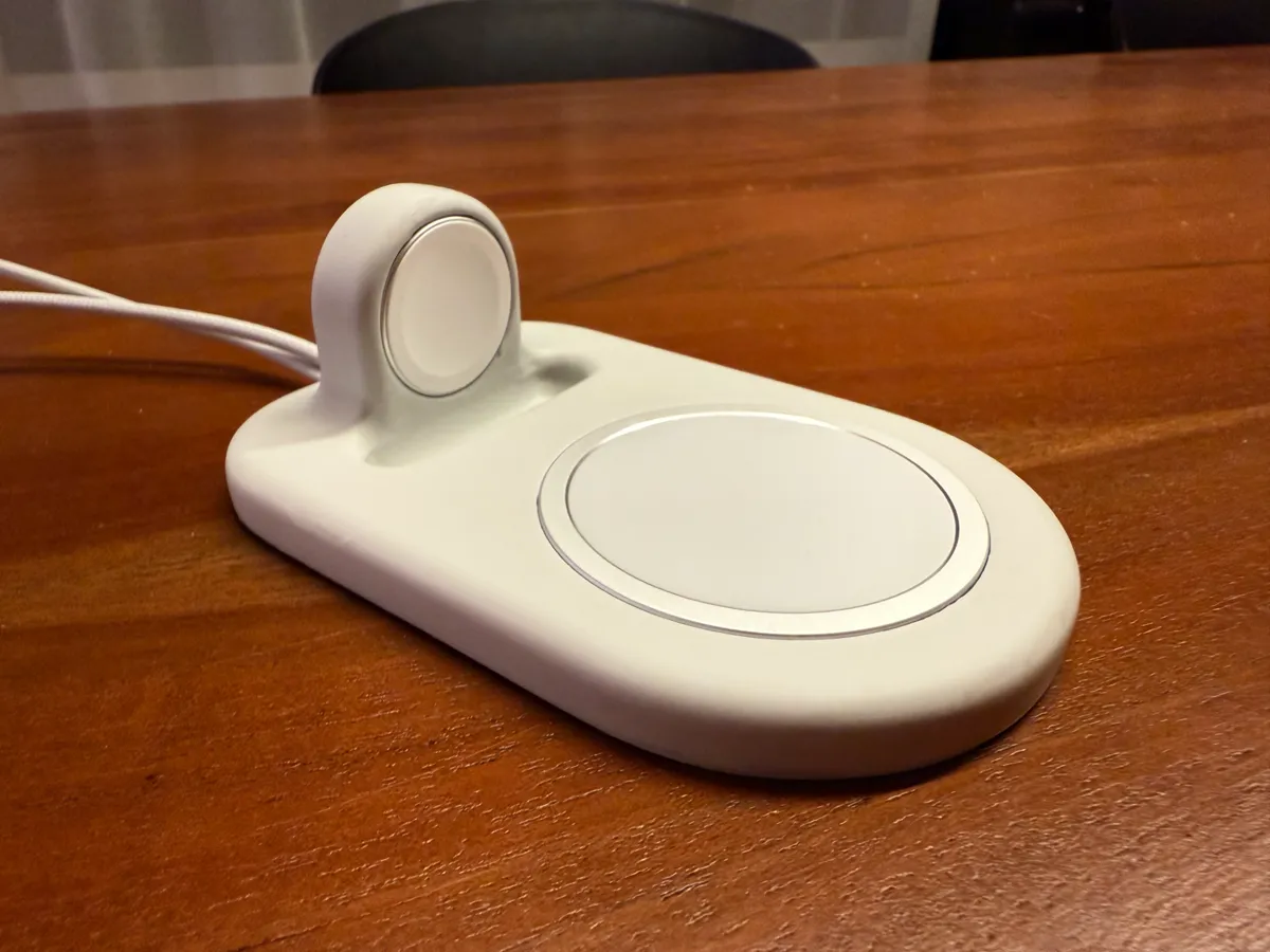 MagSafe Dock with Apple Watch and AirPods Spot - Organizers, in stock in India