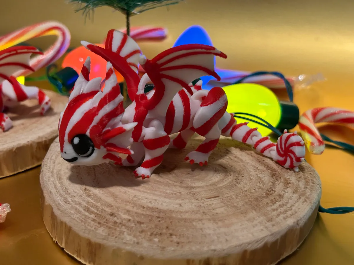 Candy Cane Dragon articulating, photo 4 of 4 - Candy Cane Dragon articulating Miniatures