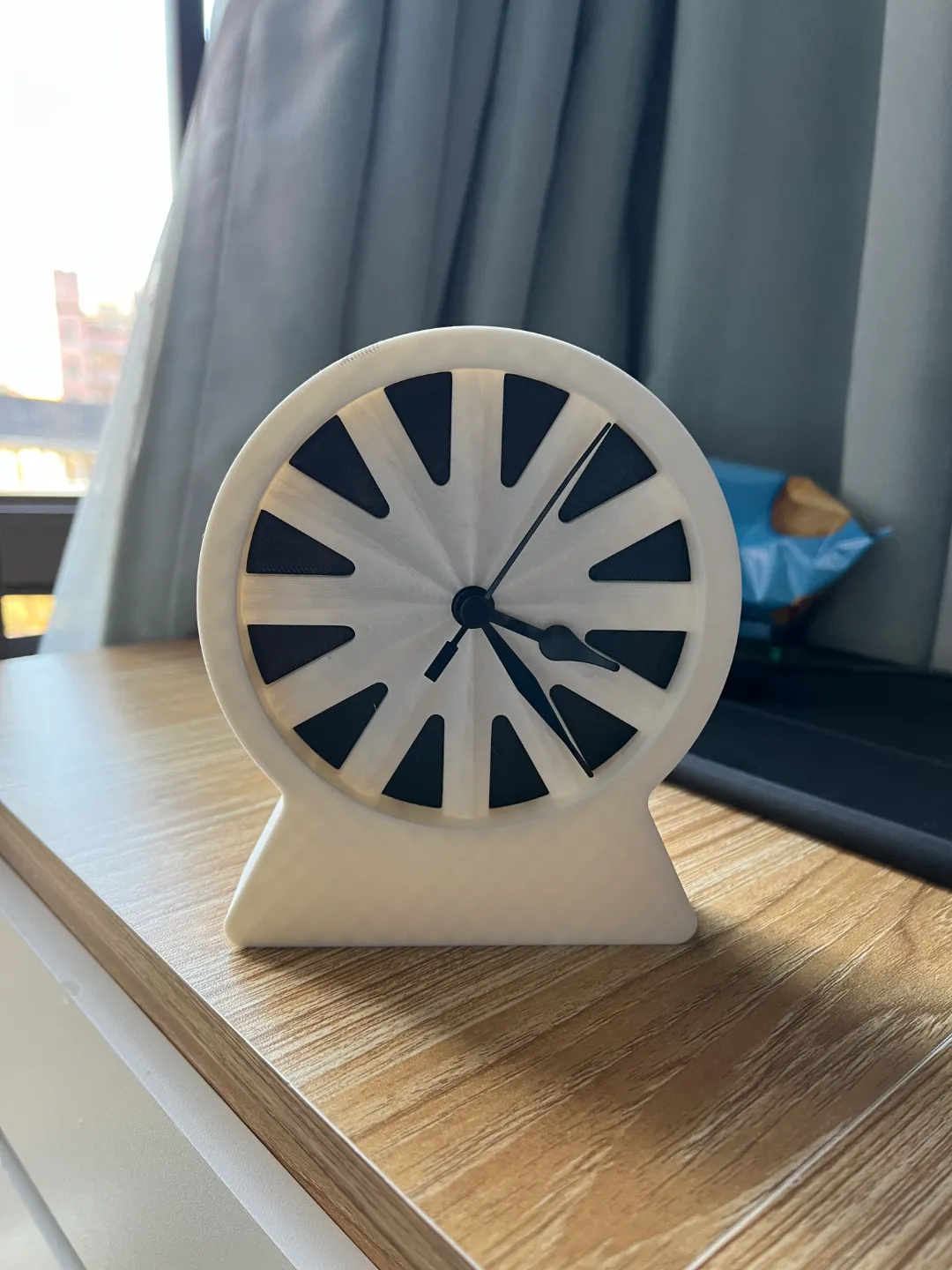 Simple design clock, photo 4 of 4 - Simple design clock Household