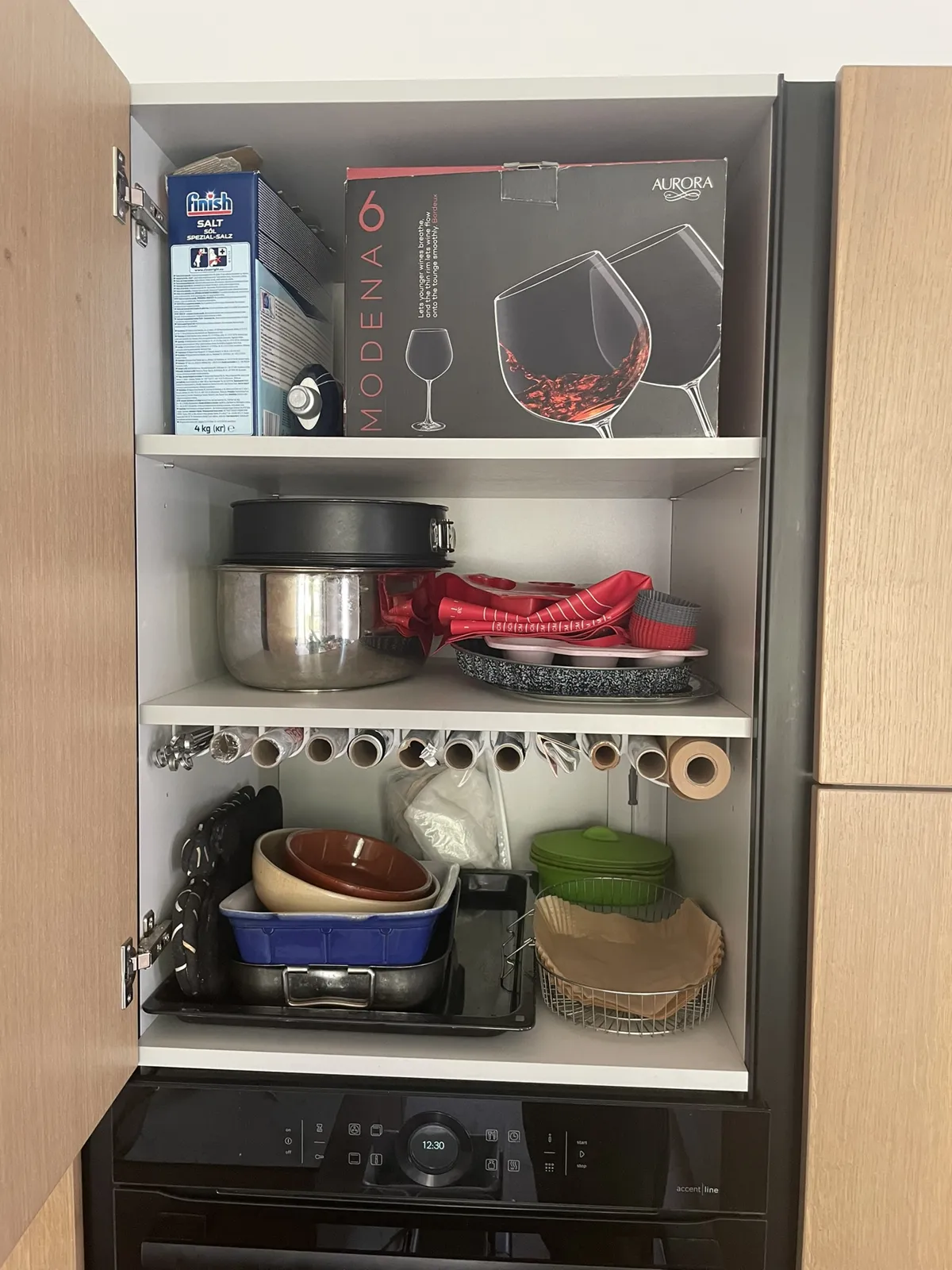 Rolls of kitchen foil and film organizer, photo 3 of 4 - Rolls of kitchen foil and film organizer Kitchen & Dining