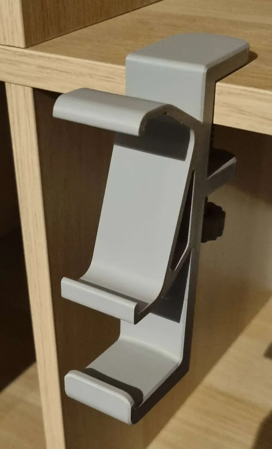 Controller/Headset holder for Xbox/PS5 controllers, photo 3 of 4 - Controller/Headset holder for Xbox/PS5 controllers Mobile & Device Accessories