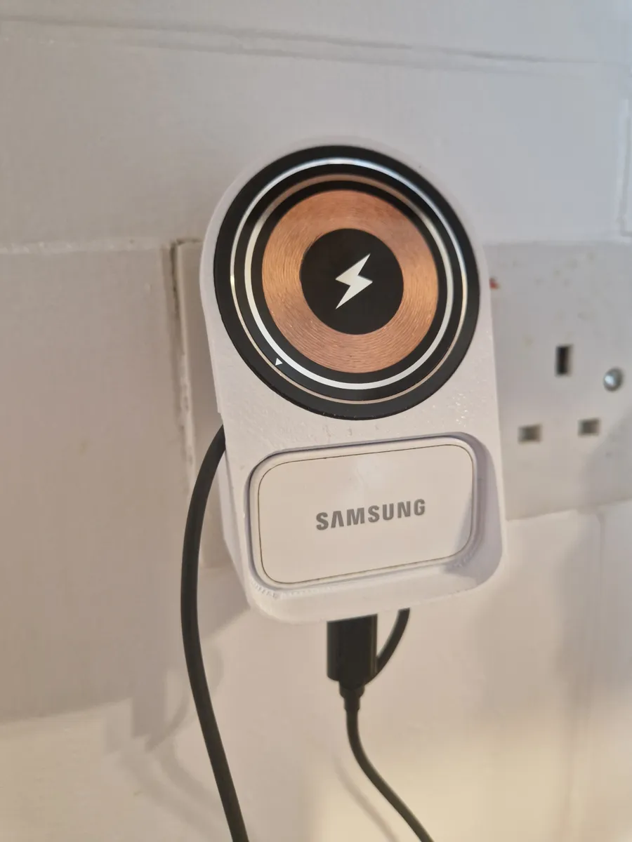 Magsafe Plug wall mount - Gadgets, in stock in India