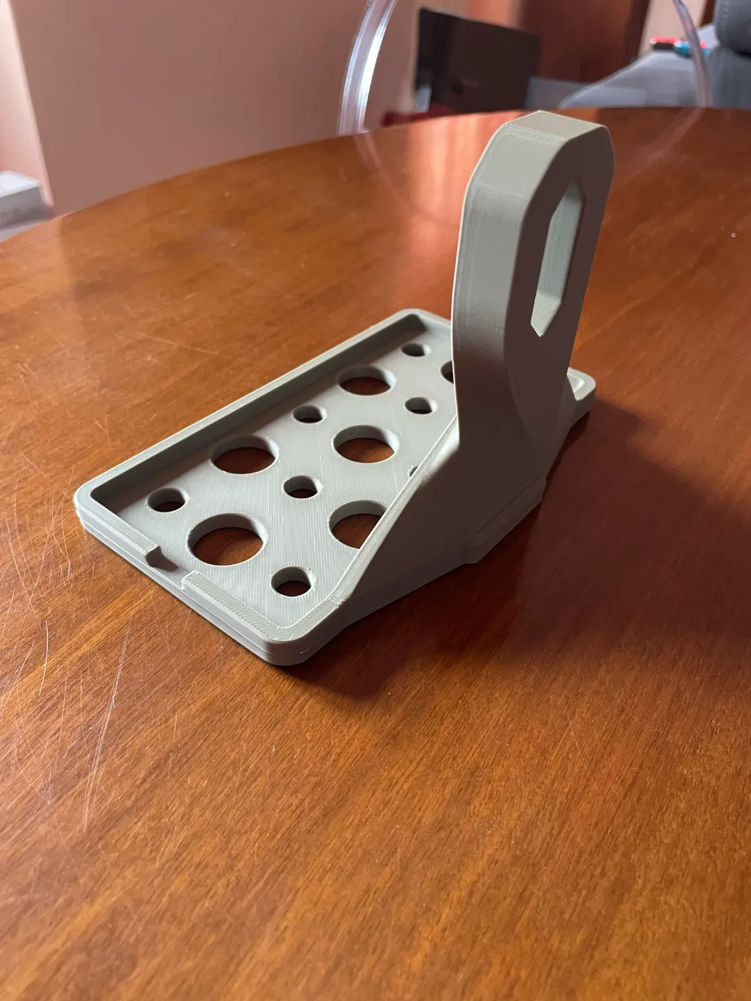Wall phone charging stand, photo 4 of 4 - Wall phone charging stand Mobile & Device Accessories