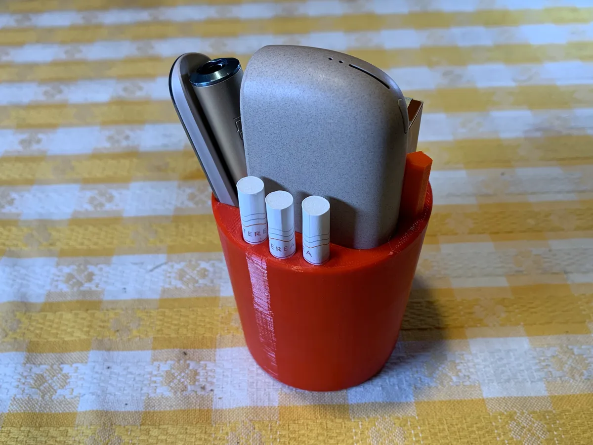 IQOS ILUMA car cup holder, photo 2 of 4 - IQOS ILUMA car cup holder Tools