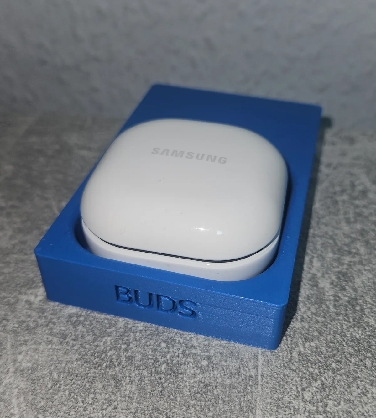 Samsung Galaxy Buds Charging Station Holder, photo 2 of 4 - Samsung Galaxy Buds Charging Station Holder Hobby & DIY