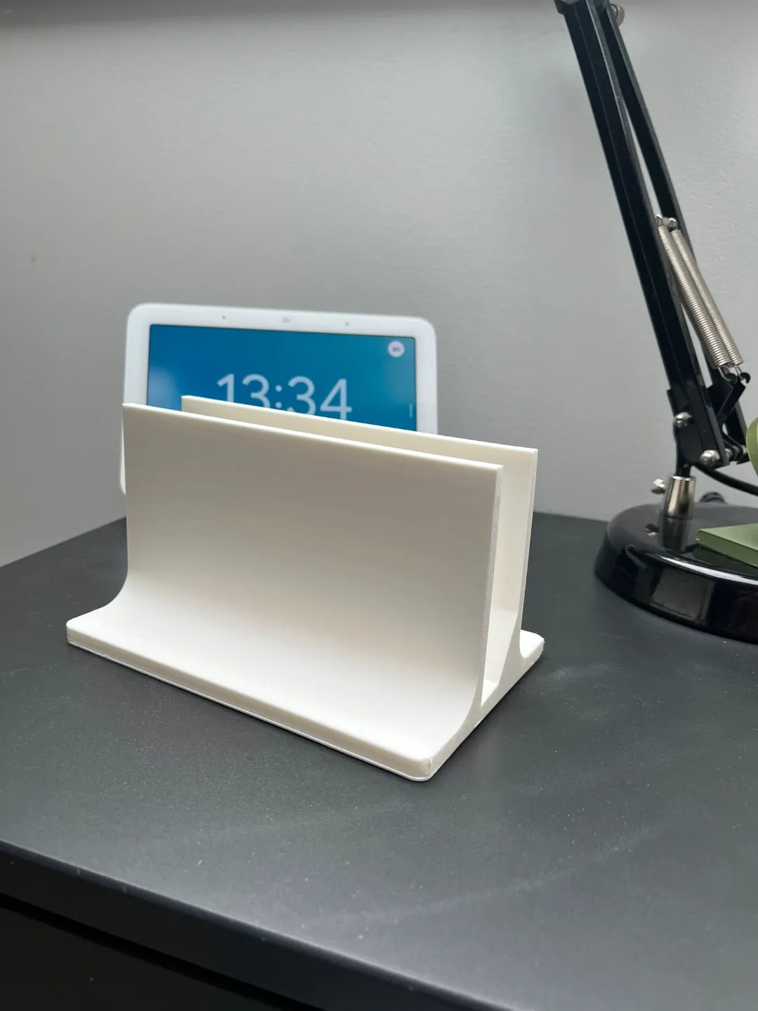 laptop stand vertical(Dell G16), photo 2 of 4 - laptop stand vertical(Dell G16) Mobile & Device Accessories