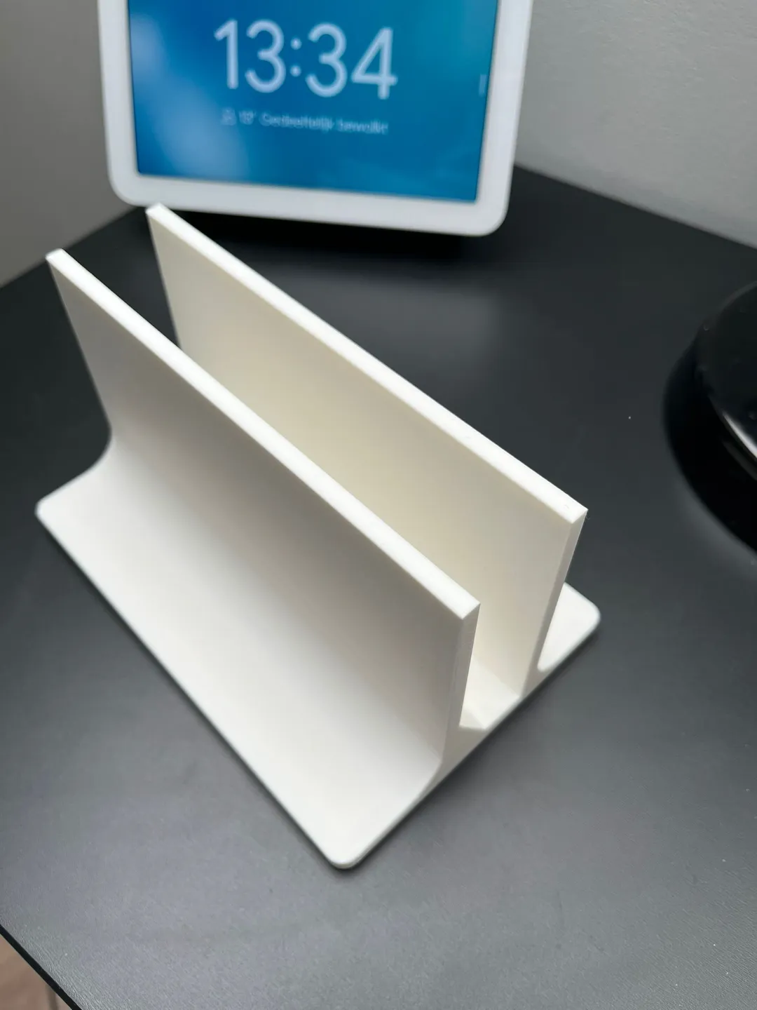laptop stand vertical(Dell G16), photo 4 of 4 - laptop stand vertical(Dell G16) Mobile & Device Accessories
