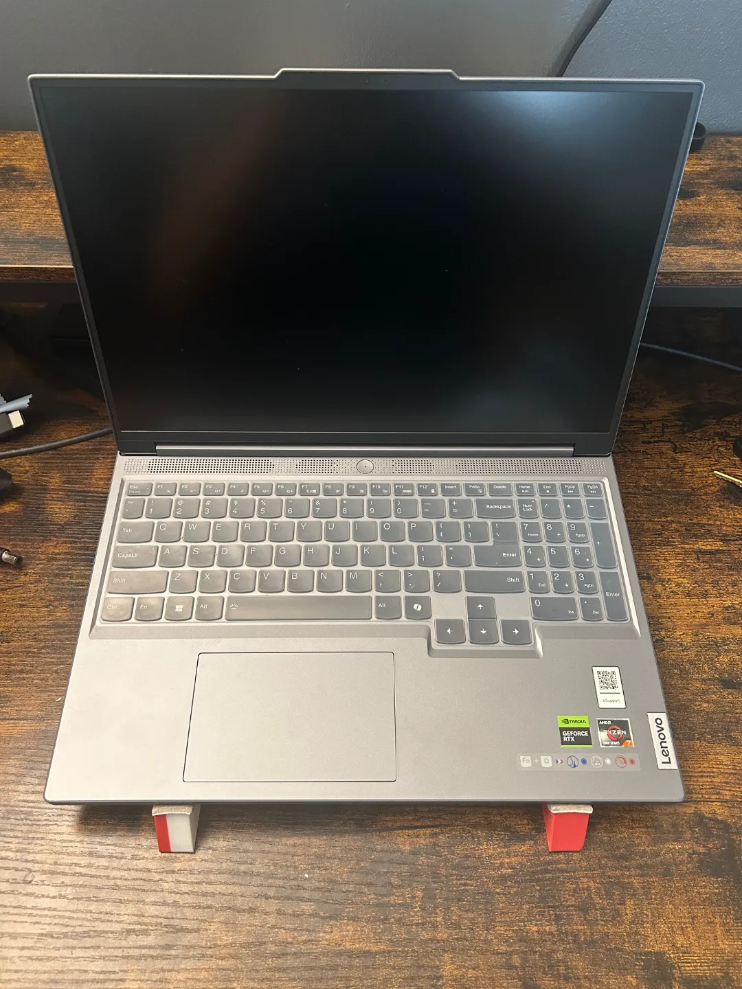 Laptop Stand - Sturdy - 15" Laptop, photo 2 of 4 - Laptop Stand - Sturdy - 15" Laptop Mobile & Device Accessories