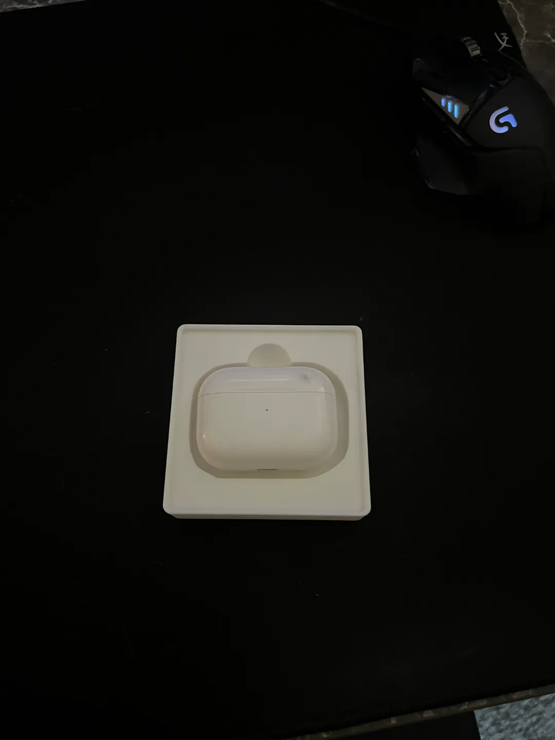 AirPods Pro Gridfinity Tray, photo 2 of 3 - AirPods Pro Gridfinity Tray Tools