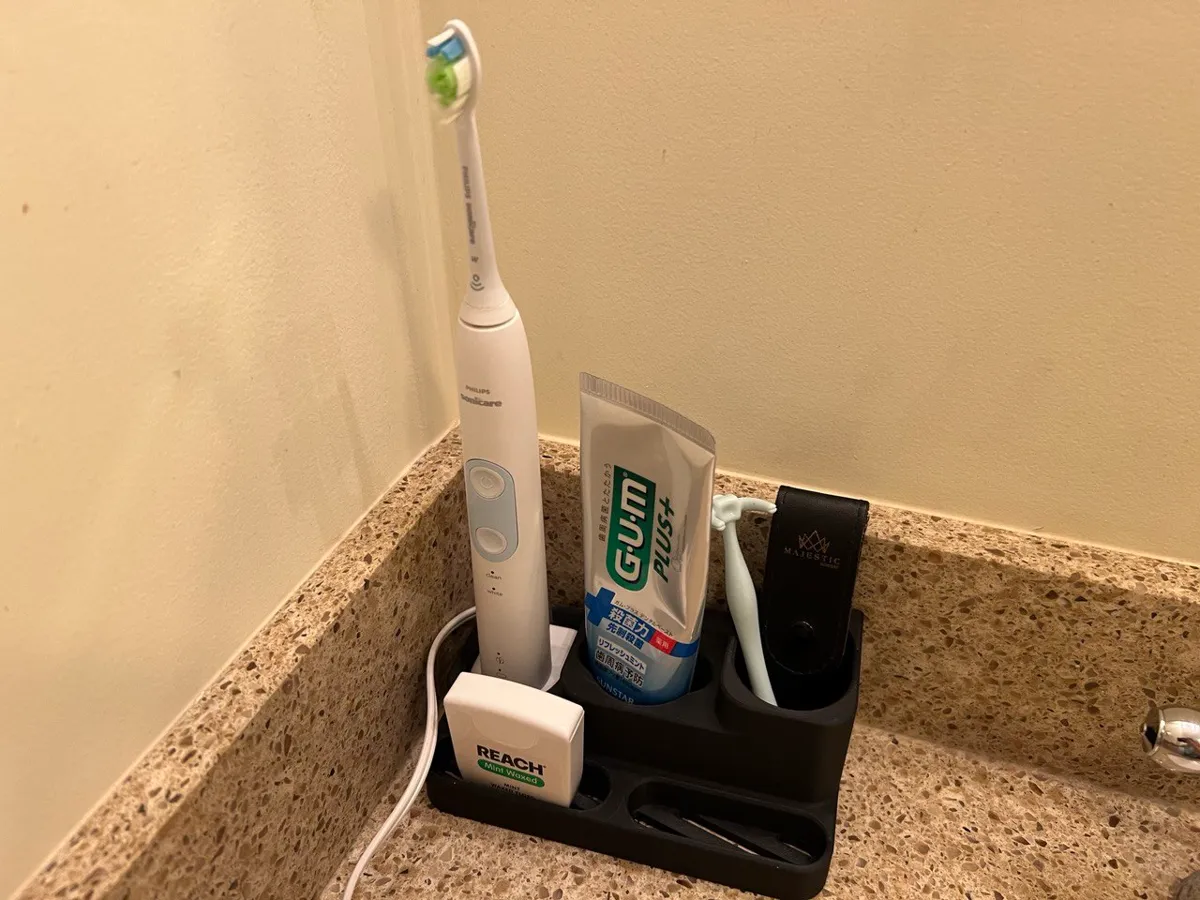 Bathroom Organizer with Sonicare Mount