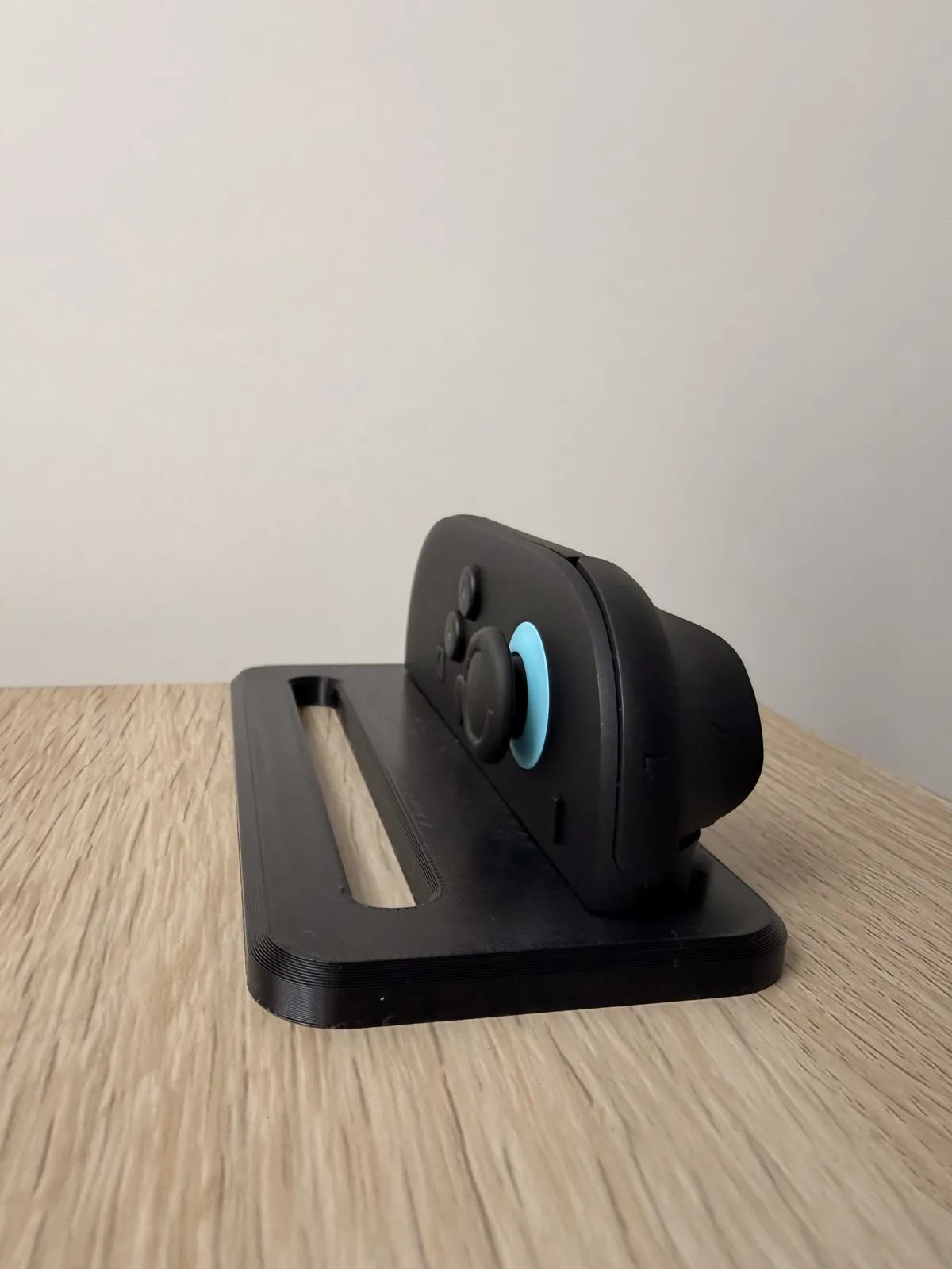 Switch 2 Controller Stand, photo 3 of 4 - Switch 2 Controller Stand Gaming Accessories