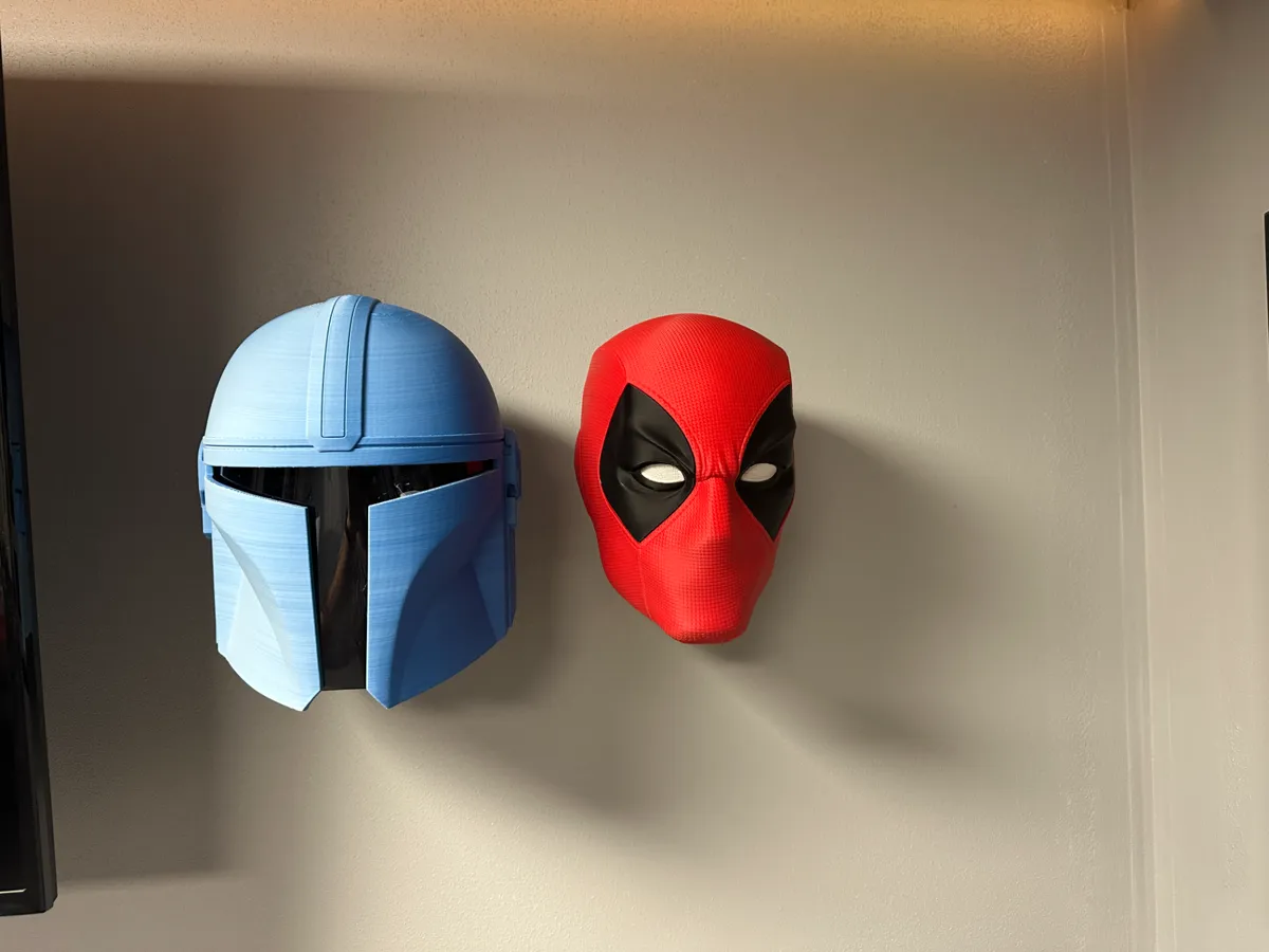 Helmet Hanger Wall Mount (under), photo 4 of 4 - Helmet Hanger Wall Mount (under) Props & Cosplays