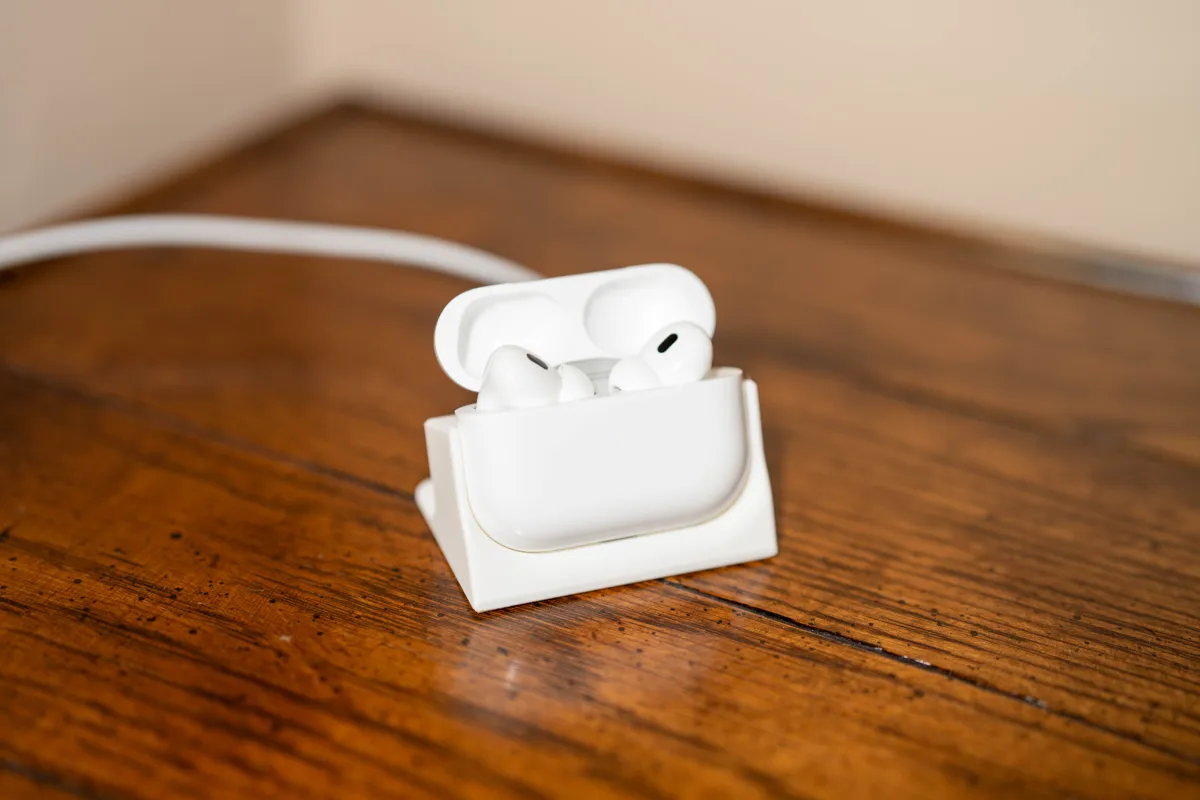 Airpods Stand that uses Apple Watch Charger, photo 2 of 4 - Airpods Stand that uses Apple Watch Charger Mobile & Device Accessories
