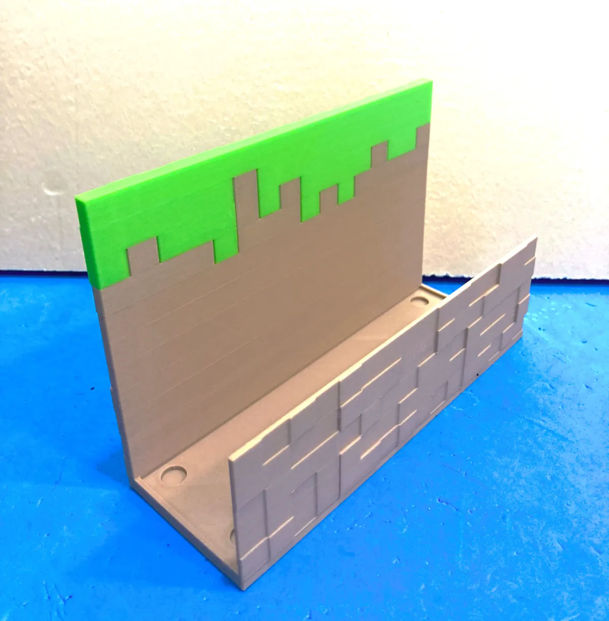 Nintendo Switch Minecraft dock, photo 3 of 4 - Nintendo Switch Minecraft dock Gaming Accessories