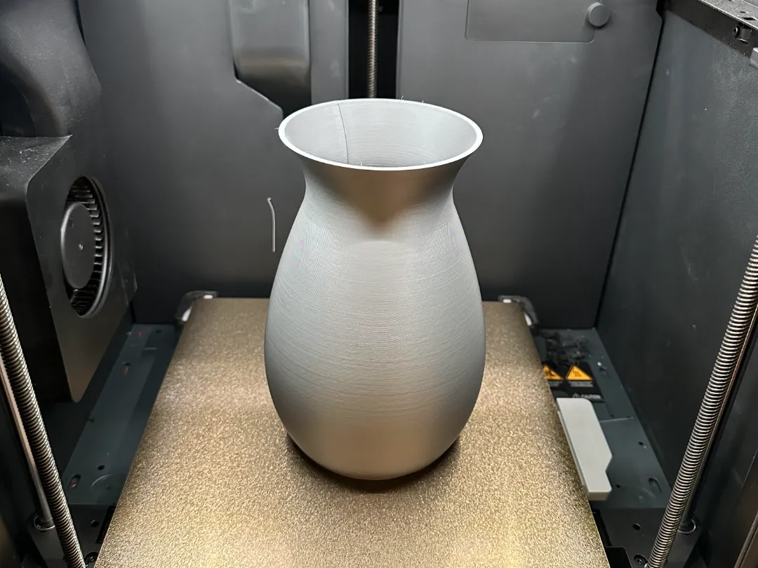 Tall Vase without drain.