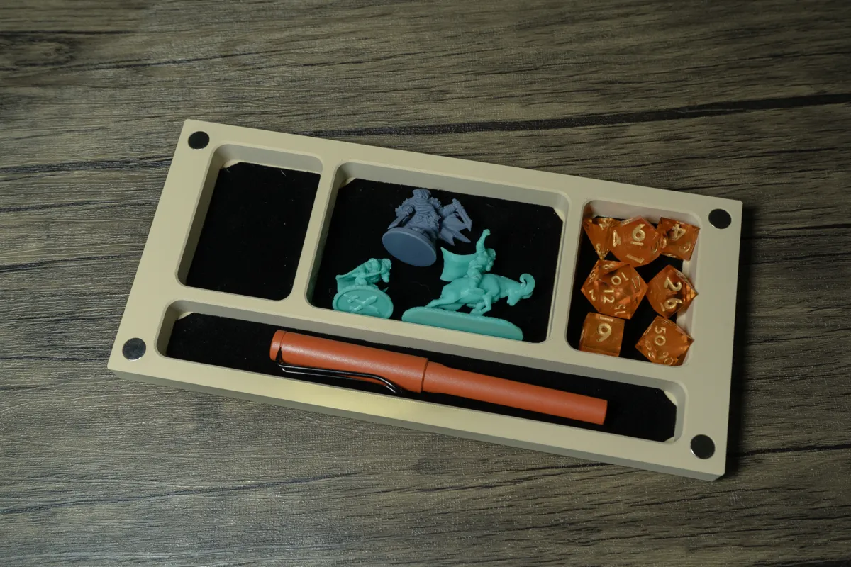 Dice Storage Box/Rolling Tray with Editable Text, photo 4 of 4 - Dice Storage Box/Rolling Tray with Editable Text Board Games & Tabletop