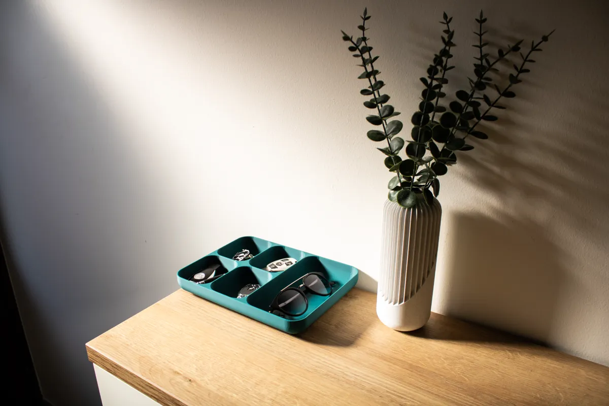 Minimalistic key tray, photo 2 of 4 - Minimalistic key tray Storage & Organisation