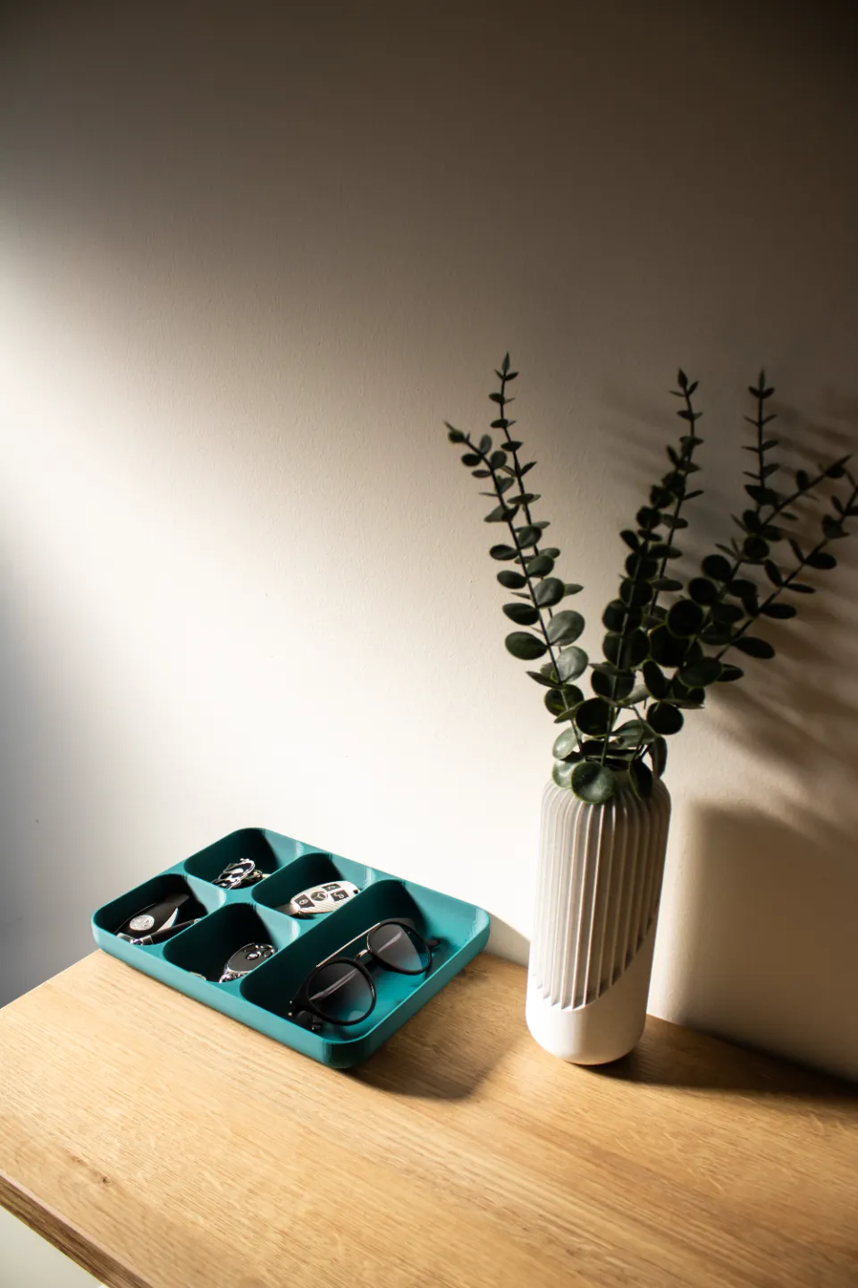 Minimalistic key tray, photo 3 of 4 - Minimalistic key tray Storage & Organisation