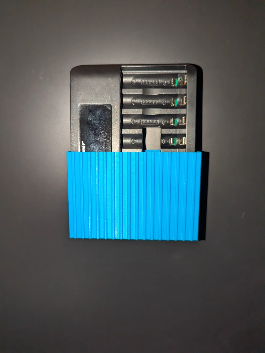Tenergy AA/AAA charger holder, photo 4 of 4 - Tenergy AA/AAA charger holder Tools