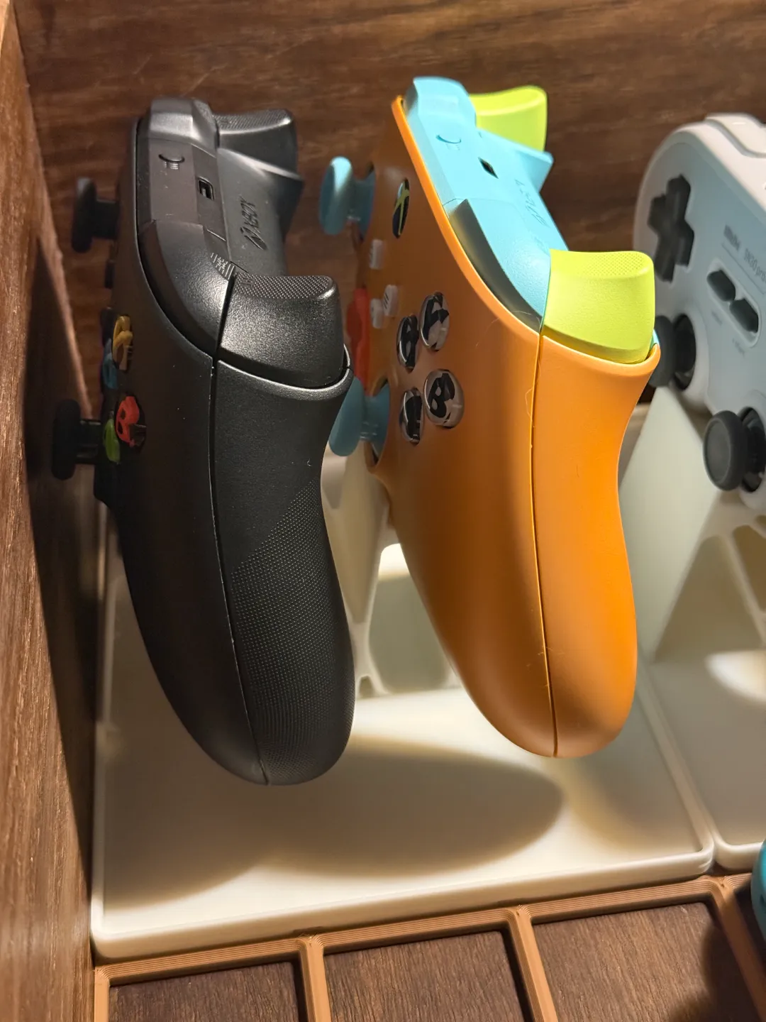 Gridfinity Double Controller Stand, photo 3 of 4 - Gridfinity Double Controller Stand Tools