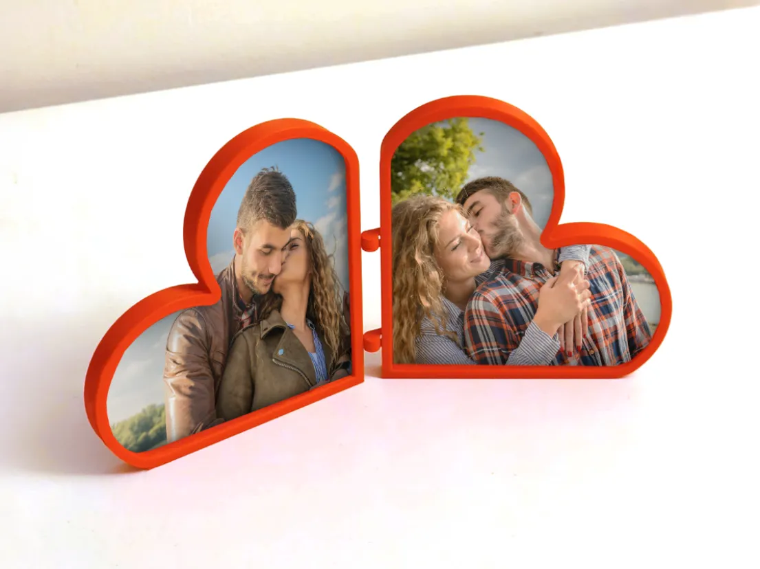 Hinged Heart Frame - Valentines Day