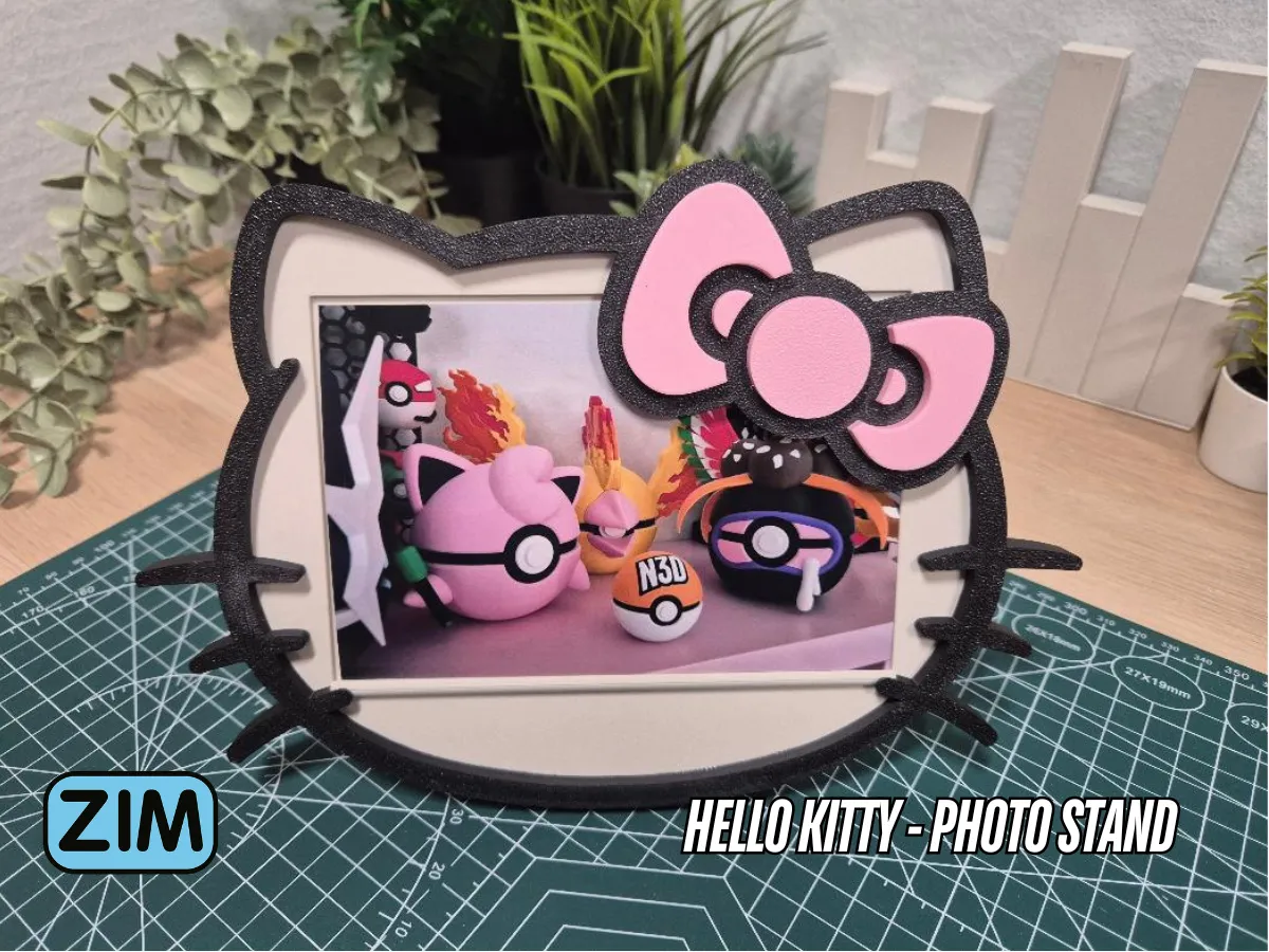 Hello Kitty Photo Stand
