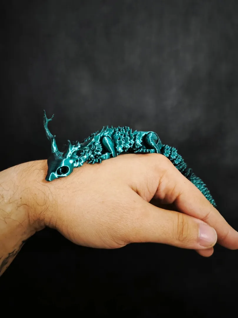 articulated forest dragon, photo 4 of 4 - articulated forest dragon Fidget & Sensory Toys