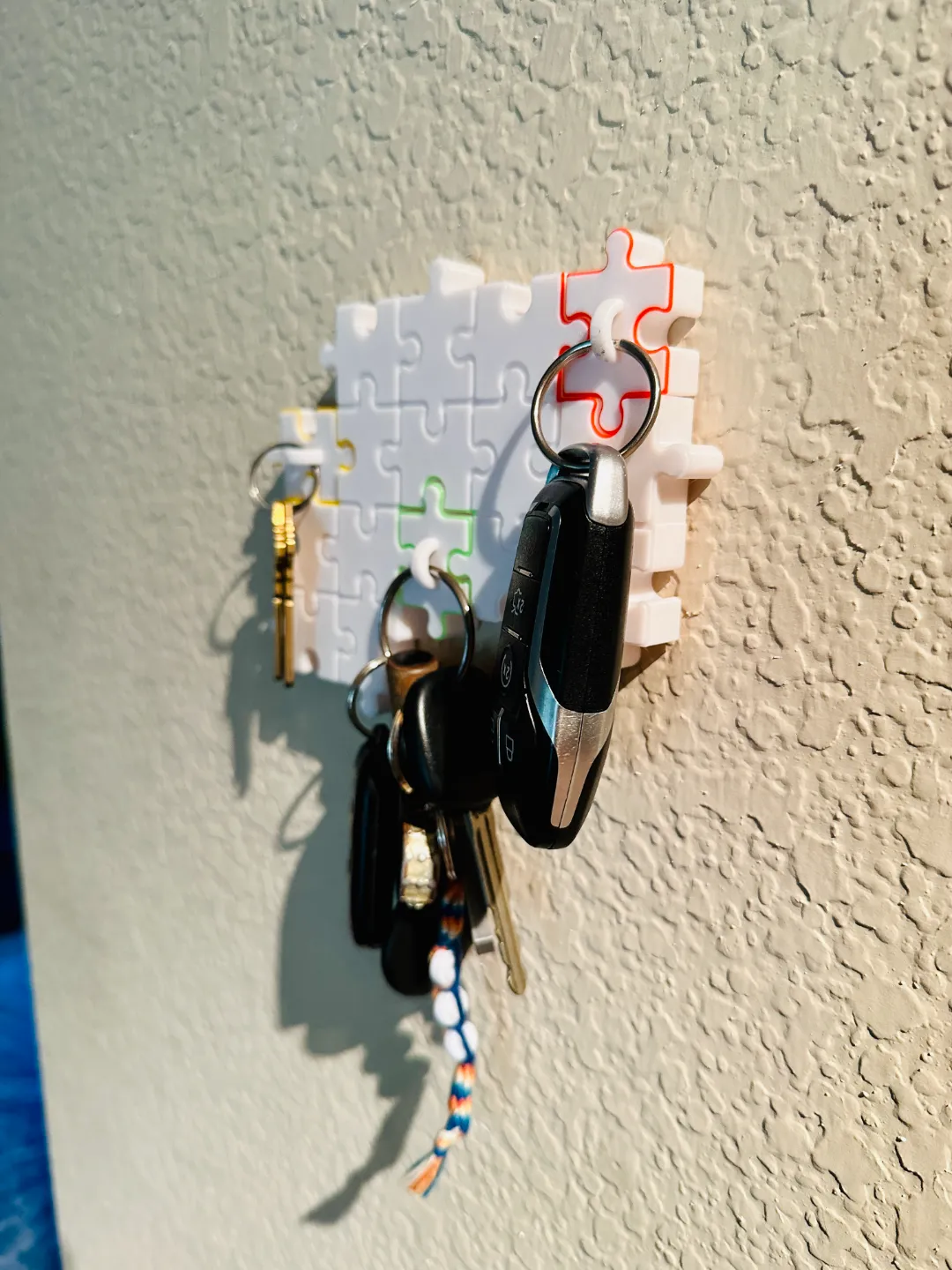 Puzzle Piece themed Keychain Holder, photo 3 of 4 - Puzzle Piece themed Keychain Holder Tools