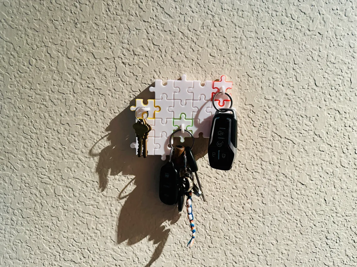 Puzzle Piece themed Keychain Holder, photo 4 of 4 - Puzzle Piece themed Keychain Holder Tools