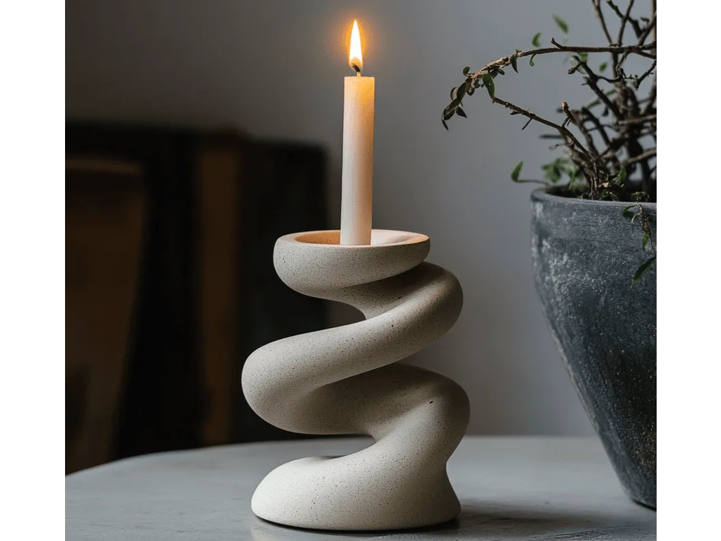 Curved Candle Holder