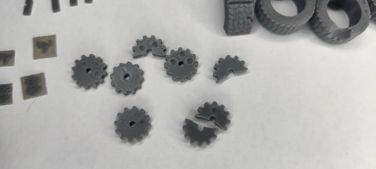 40k Ork equipment and parts, photo 3 of 4 - 40k Ork equipment and parts Board Games & Tabletop