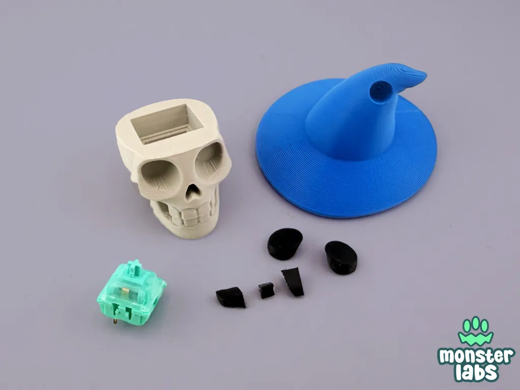 Skull Wizard Fidget Clicker Keychain, photo 3 of 3 - Skull Wizard Fidget Clicker Keychain Toys & Games