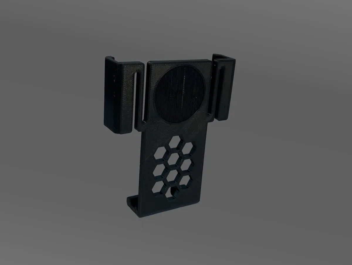Magnetic Phone Holder Accessory for Car Vent, photo 4 of 4 - Magnetic Phone Holder Accessory for Car Vent Hobby & DIY