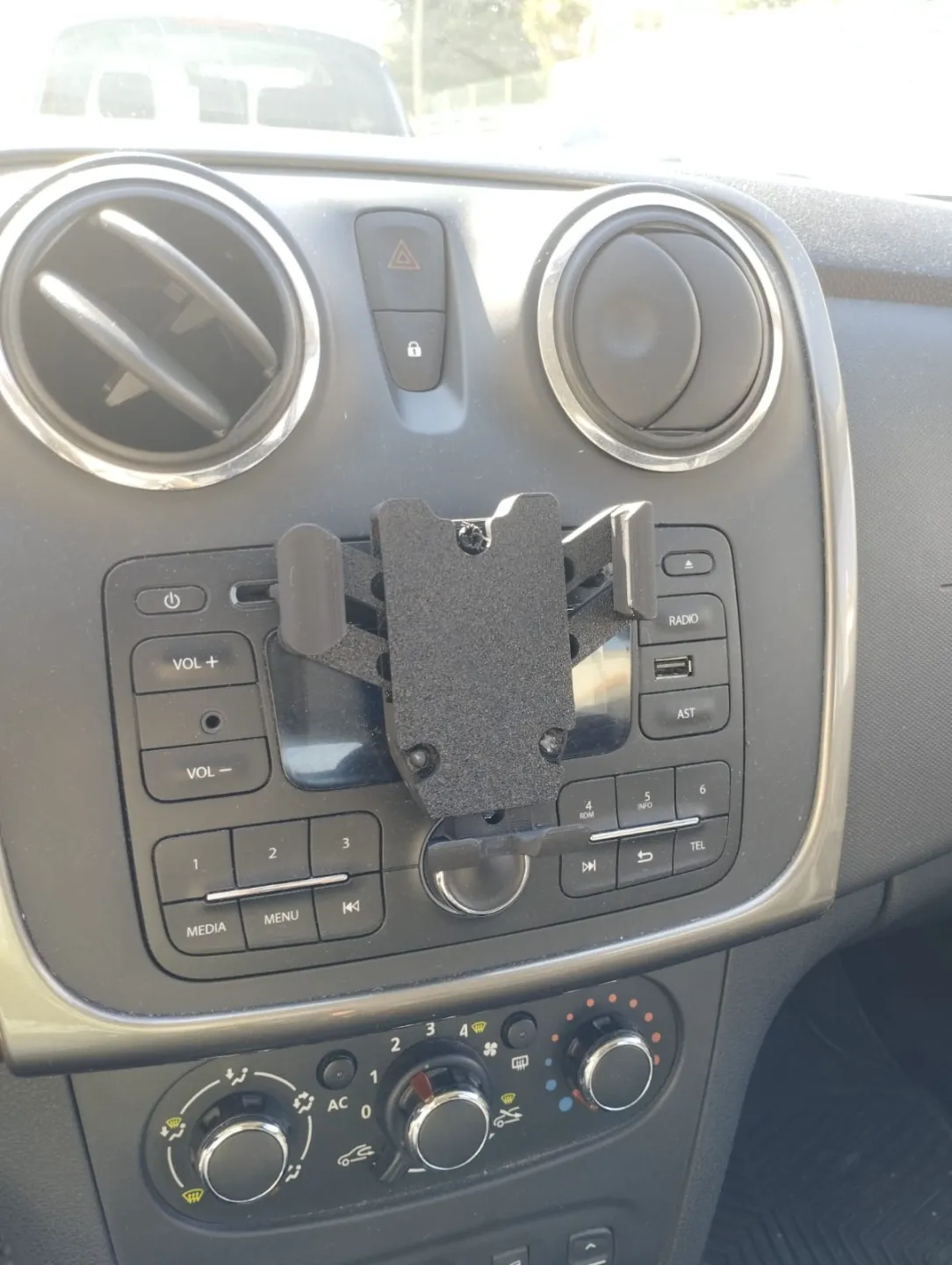 Car CD Slot Phone Support, photo 2 of 4 - Car CD Slot Phone Support Hobby & DIY