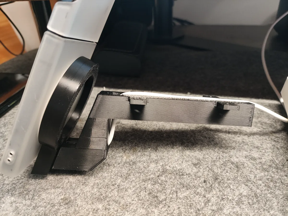MagSafe charging stand mounted under the desk, photo 3 of 4 - MagSafe charging stand mounted under the desk Mobile & Device Accessories