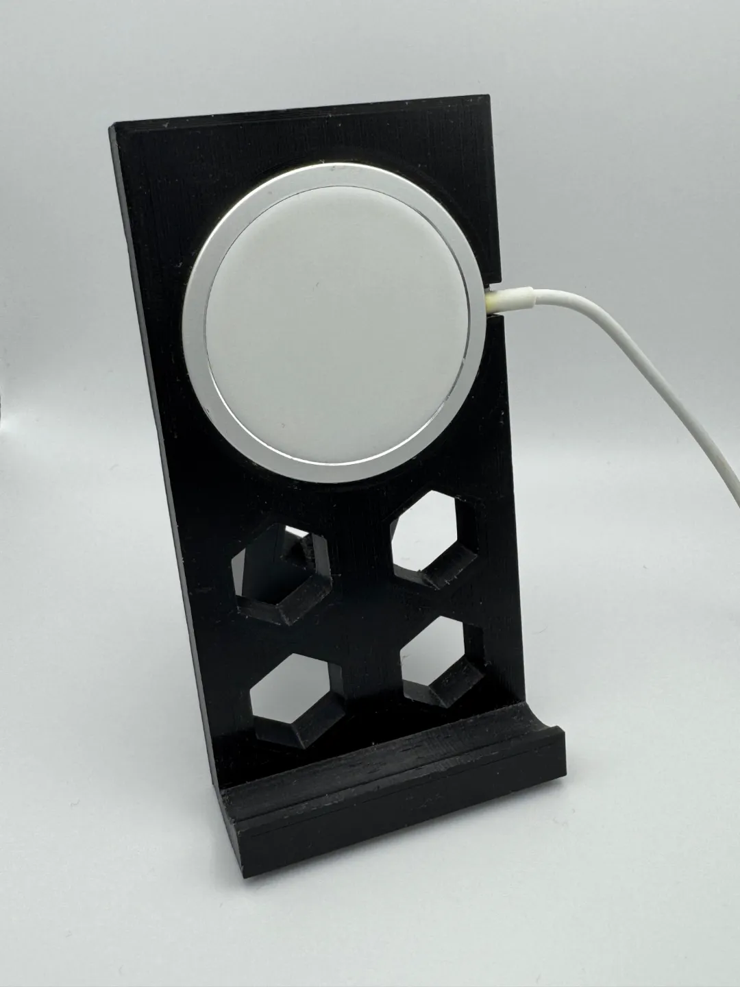 iPhone holder with a hole for MagSafe, photo 2 of 4 - iPhone holder with a hole for MagSafe Household