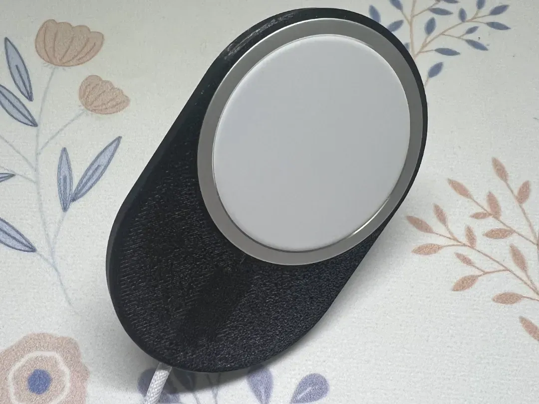 MagSafe Air Vent Phone Stand - Gadgets, in stock in India