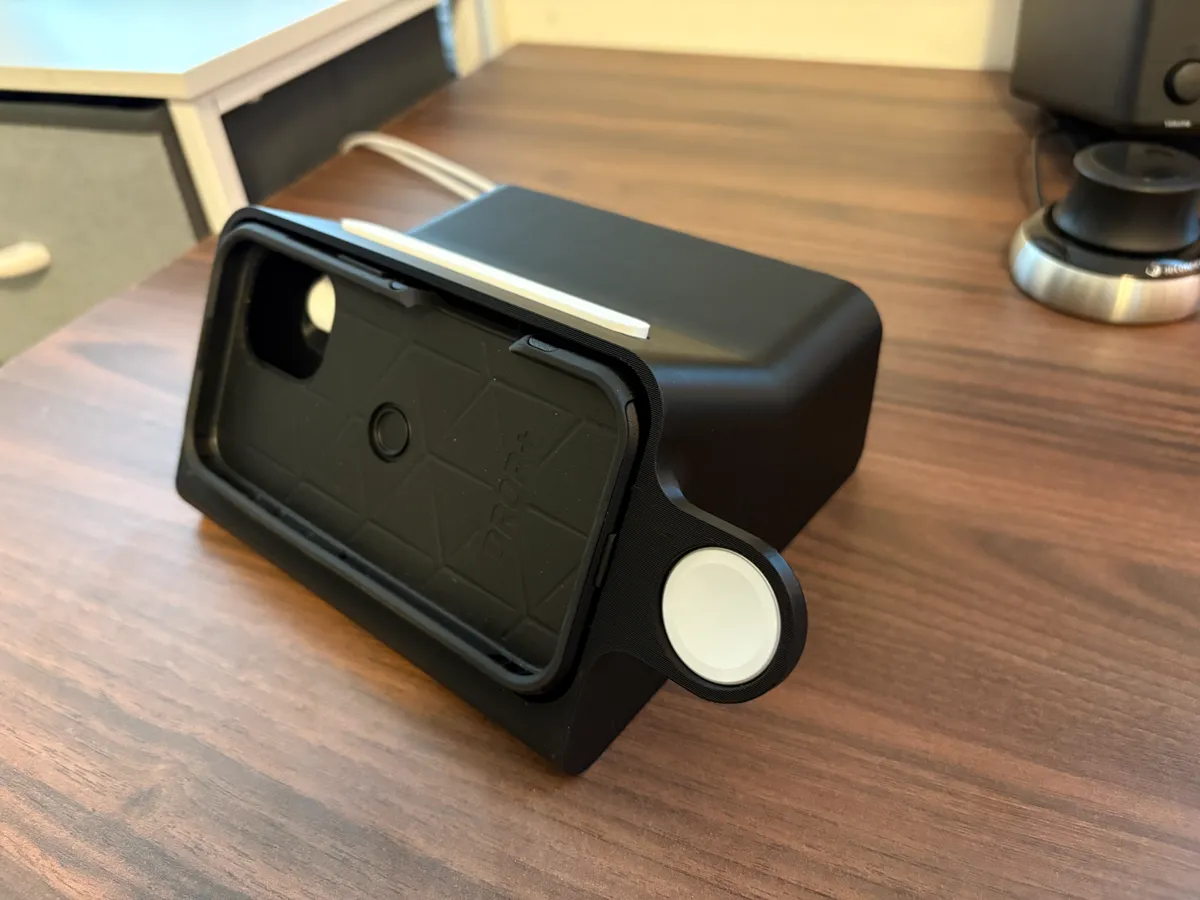 iPhone 11-16 Dock with Watch Charger, photo 3 of 4 - iPhone 11-16 Dock with Watch Charger Household